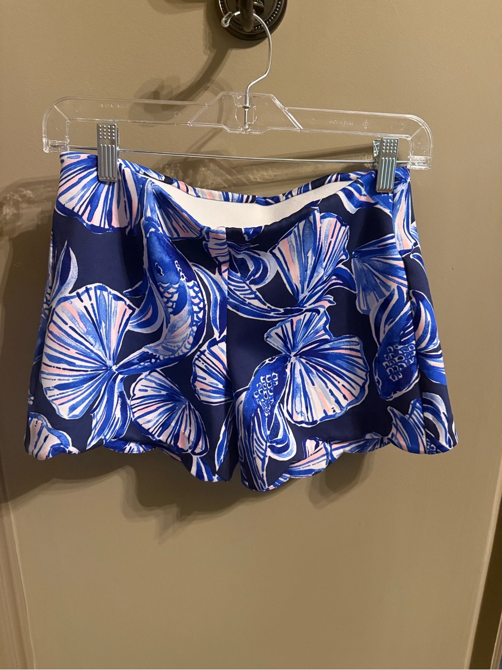 Lilly Pulitzer Navy Blue & Light Pink Floral Skort
